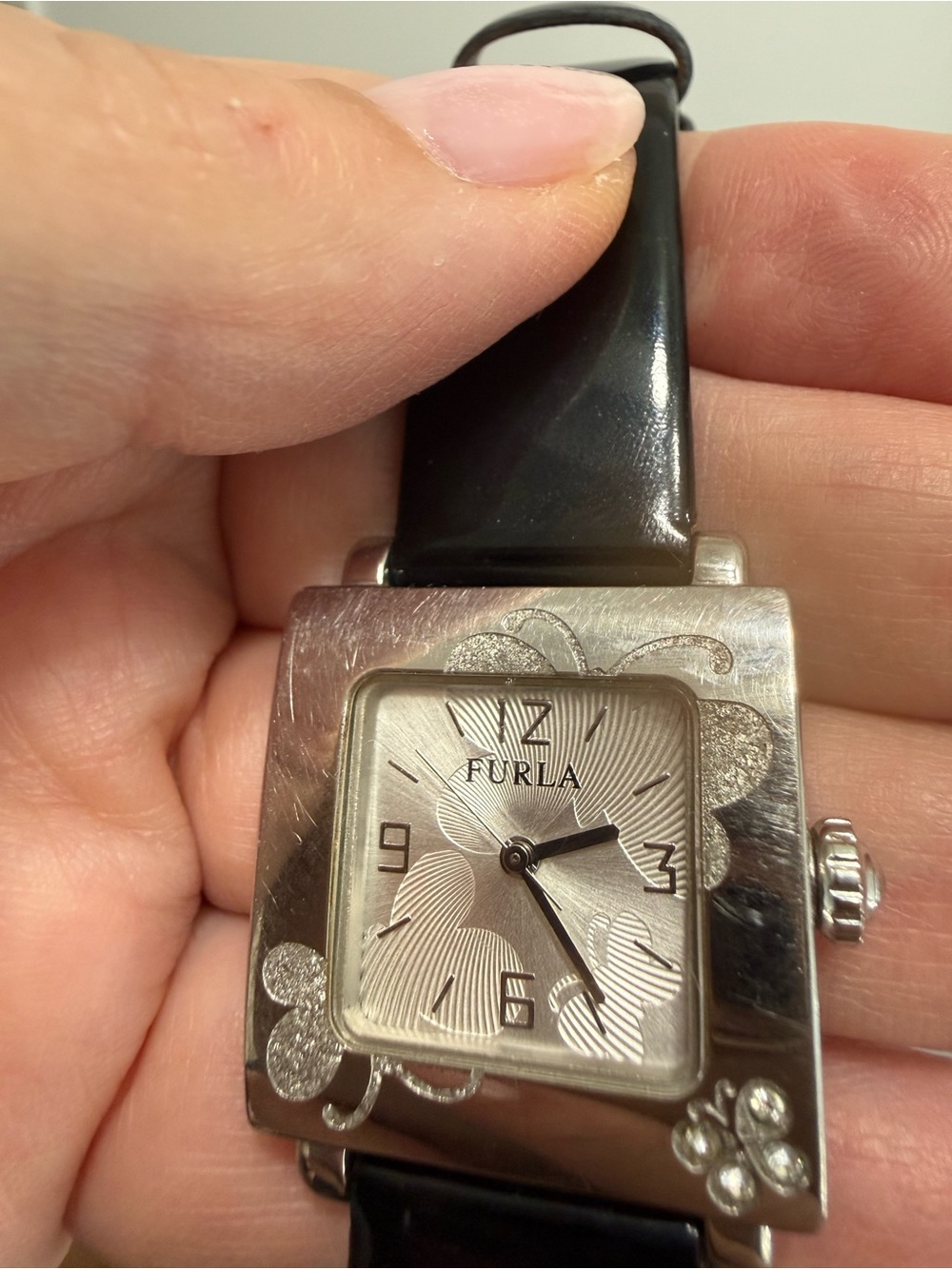 Vintage Furla Silver Butterfly Watch with Patent Leather Band - Picture 3 of 6
